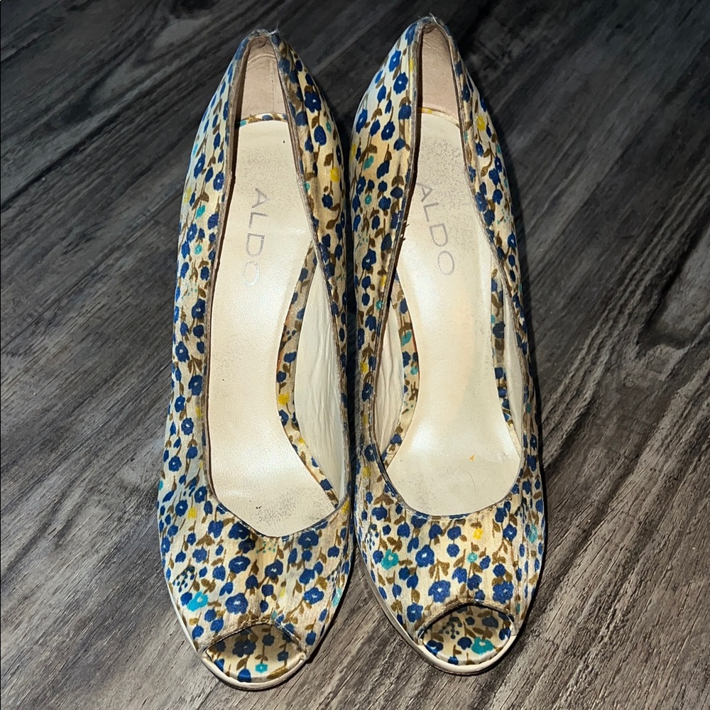 Aldo Floral Patterned Peep Toe Heels